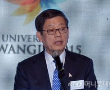 [YS서거]김황식 "바른길이다 하면 앞으로 가는 모습 배워야"