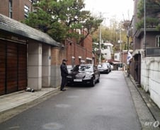 [YS 서거]상도동 주민들 "'큰어른' 김영삼, 등 두드려주던 모습 선해"