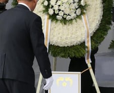 [YS서거]朴대통령, 美·中 대사, 기업 총수…각계 조문 이틀째