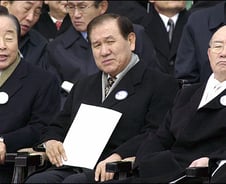 [YS서거]'구속' 악연, 전두환·노태우도 마지막길엔 애도