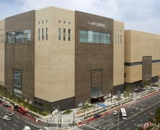 백화점과 몰의 장점만…100일 맞은 현대百 판교점