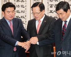 386조 내년예산 시한넘겨 처리, 관광진흥·대리점법 극적 통과(종합)