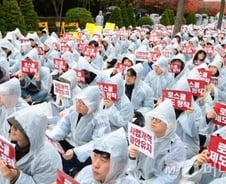 '사시 유예' 갈등 악화일로…로스쿨 학생·교수 집단반발 확산