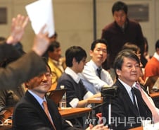 [뷰300]'강철수'된 安, 설 자리는 호남맹주?