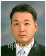 [기자수첩]"새 경제부총리, '대국민 사기극'은 안됩니다"