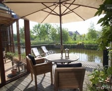 에어비앤비·카톡택시… O2O 시장 본격 육성