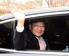 與, 유일호 등 12.21 개각 호평 "경험 풍부·국정철학 이해"