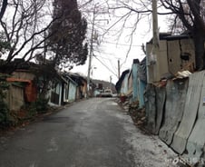 "새해엔 다같이 살았으면…" 마지막 '달동네' 백사마을의 소망