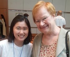 "안정된 직장이 행복을 보장하는 건 아니다"