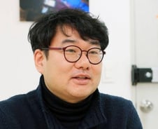 김종철 변호사 "난민 왜 돕냐고요? 약한 사람이니까요"