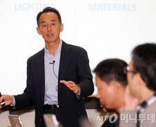 손영권 삼성전자 사장 "헬스, 모바일보다 40배 큰 비즈니스"