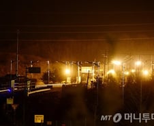 정부 "개성공단, 밤 11시53분부로 단전·단수 시행"(상보)