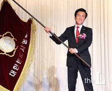 변협, 회장 출마자격 경력제한 시도…로스쿨 출신 반발