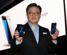 고동진의 데뷔전… 360도 입체영상으로 본 삼성 언팩