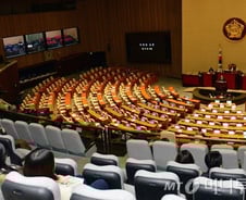 더민주, 필리버스터 8일만에 종료…선거구 지연 '역풍' 우려