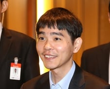 "쎈돌류 이세돌이 흔들자 알파고도 놀랐다…즐거운 5차전 벌써 기대"