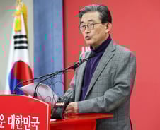 與, 5차공천 발표…김무성 '경선'-정두언·김문수·최경환 '확정'