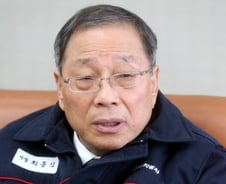 "'티볼리 에어' 벌써 돌풍 조짐… 中  전기차 진출도 검토"