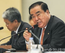 더민주, '컷오프' 문희상·백군기 전략공천으로 구제