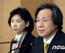 [일문일답]정기석 질본 본부장, "지카 '관심단계' 유지한다"