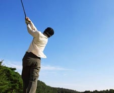 [친절한 판례氏] 골프장 입회금 반환 '유예기간 약관 유효'