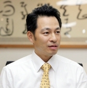 [단독]강정석 부회장 '바이오 투자사' 설립, "미래 먹거리 직접 찾는다"