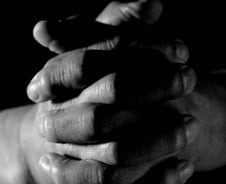 [친절한 판례氏] '과도한 신앙생활' 가정소홀…"이혼 사유"