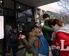 올해 변시서 첫 '5진 아웃' 발생…'사시존폐' 논란속 응시원서 취소율↑