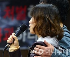 [뷰300]가습기살균제특별법 만들자는 與, "2013년엔 뭐하고…"