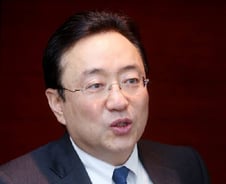 해운업 구조조정, "모두 청와대만 바라보는 형국" 