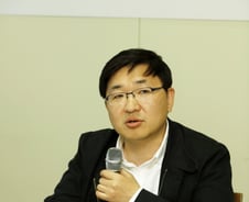 현장과 논리의 치열한 고민…"안전한 미술사 아닌 위험한 미술사"