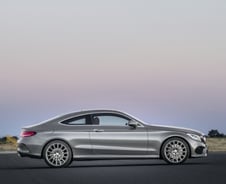 [시승기]'감탄 나오는 옆 모습' 벤츠 뉴 C200 쿠페 타보니