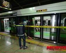 숨진 스크린도어 수리공들은 왜 매번 혼자였나