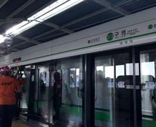 '강남역' 스크린도어 사고 수사 '개인→메트로' 과실로