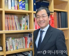 [단독]도시락 1위 '한솥', 이영덕 회장에 42억 현금배당