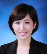 [기자수첩] 더 많은 놀리우드 영화, 아체베의 소설이 보고싶다