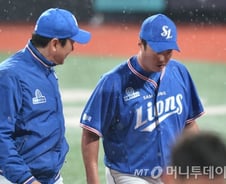 [단독]'해외원정 도박혐의' 안지만·윤성환 경찰 조사받아	