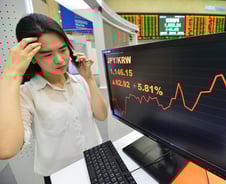 '브렉시트' 요동 환율… 수요 있으면 미리 달러·엔 사둬라