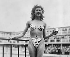 70년 전 오늘…'비키니 수영복'에 유럽이 발칵