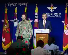 사드 운용 명령권 새로운 논란 촉발...韓·美 중 누가 명령을?