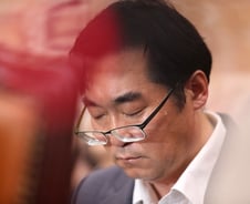 교육부, 나향욱 중앙징계위에 '파면' 요청…이후 절차는? 