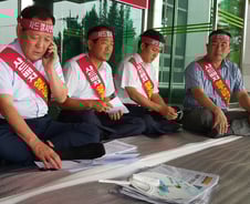 성주군수·의회의장, 사드 배치부지 선정 국방부 항의 방문