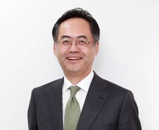 한우물 파던 CEO…팬택 인수 후 승부사 기질 발휘