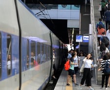 '뭣이 중헌디' 취업난·영업난… 위상 달라진 변호사