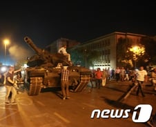 [터키 쿠데타]사실상 실패…쿠데타 주도 군부세력 750여명 체포(종합)