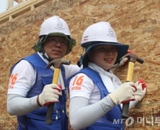 16년간 이어진 '사랑의 집짓기'…'볼보 빌리지' 1호 프로젝트