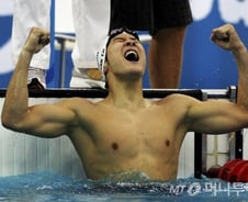 8년 전 오늘…박태환, 올림픽서 '한국 수영 첫 金'