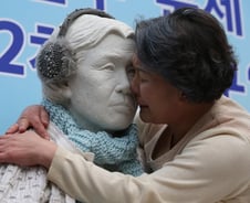 25년 전 오늘…김학순 할머니, 위안부 피해 최초 증언 