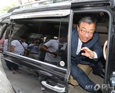 트럼프와 이정현, 이재명이 뜨는 이유