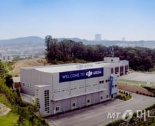 "드론, 맘 놓고 날리자" 실내비행장, 경기 용인에 첫선